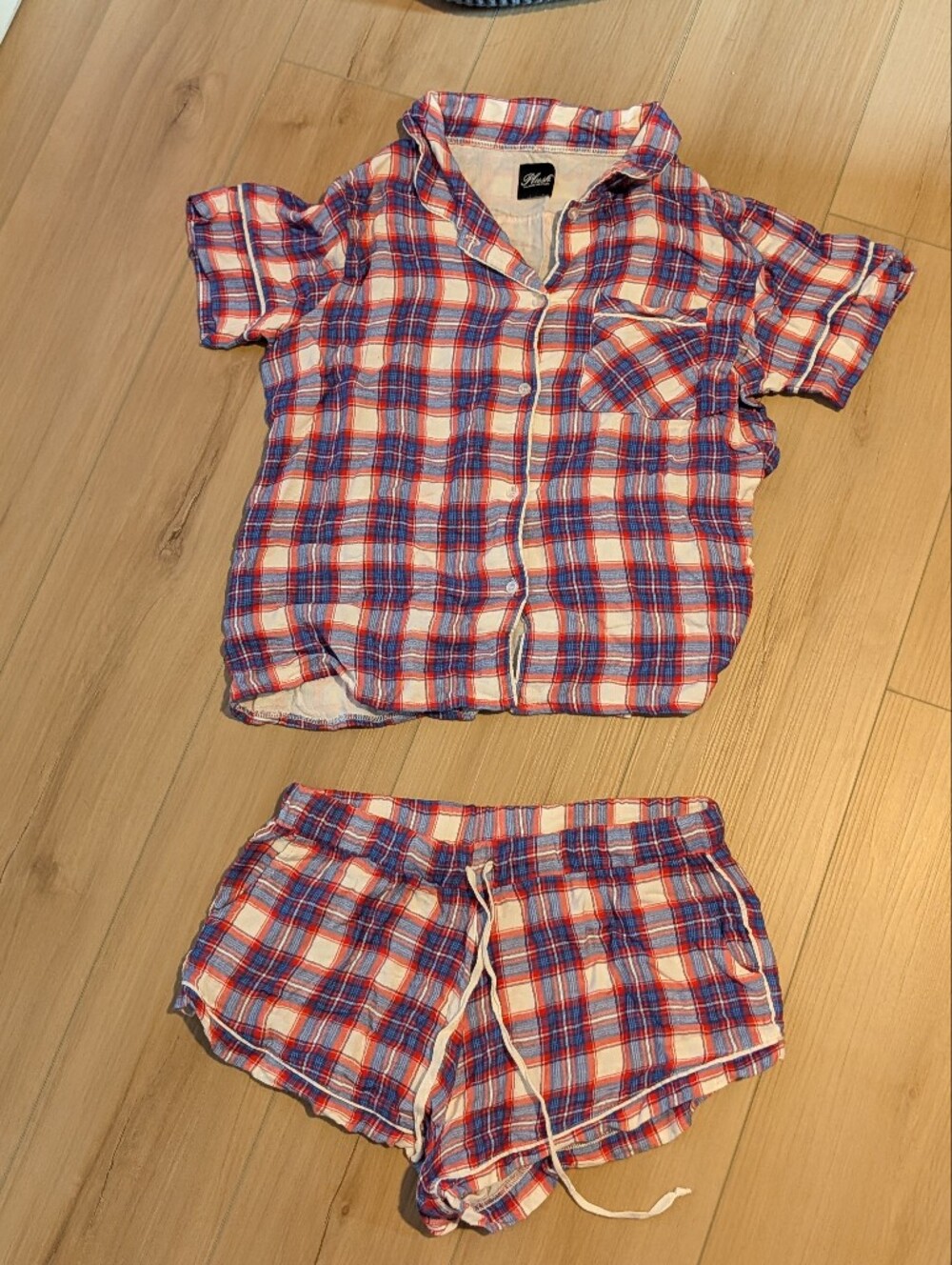 Plush Apparel Red White And Blue Plaid Short Sleeve Pajama Set Size S